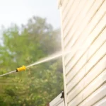 how to clean and maintain vinyl siding